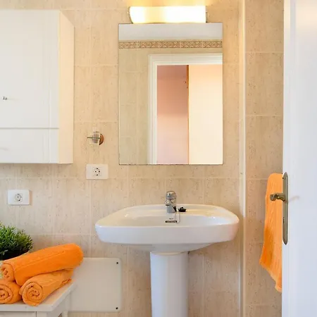 Апартаменты Apartamento Puerto Del Carmen *